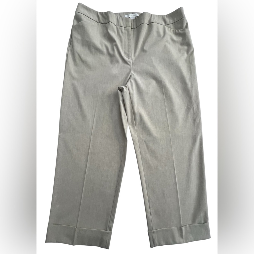 Chico's Beige Cuffed Capri Trousers, Size 1.5 = Size 10